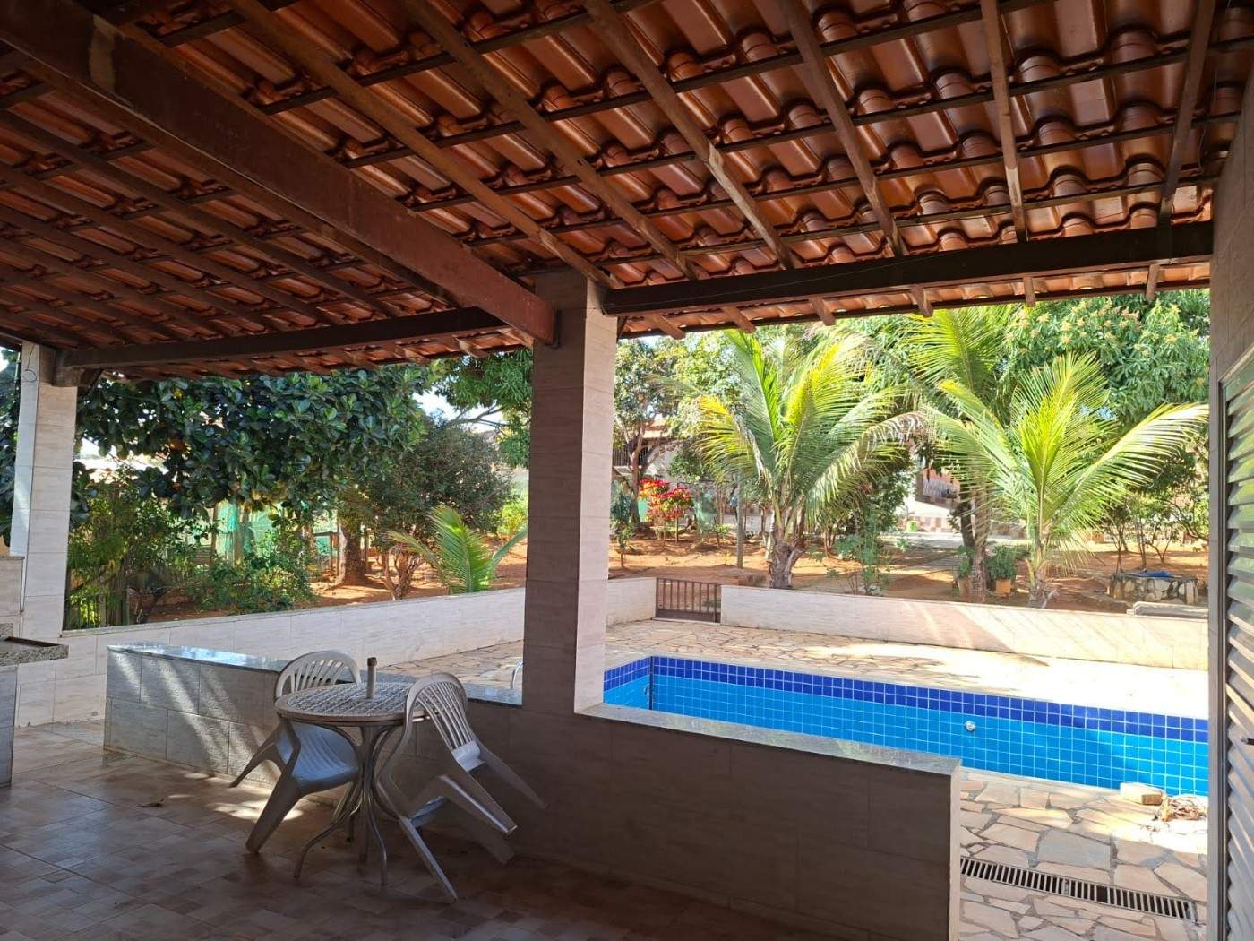 Chácara, 3 quartos, 1200 m² - Foto 1